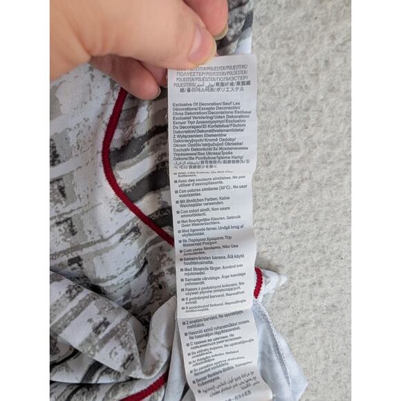 Under Armour ISU Cyclones Shirt Top Womens Medium Iowa State University 1/4 Zip - Picture 15 of 16